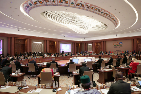 ▲윤석열 대통령이 10일(현지시간) 뉴델리 바라트 만다팜 국제컨벤션센터에서 열린 G20 정상회의 '하나의 미래' 세션에 참석해 있다. (뉴시스)