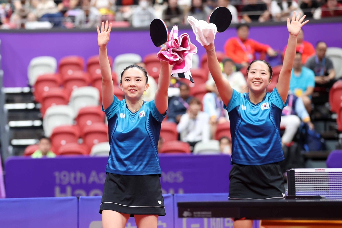 ▲여자 탁구 국가대표선수 전지희(왼쪽)와 신유빈 (사진제공=대한탁구협회)