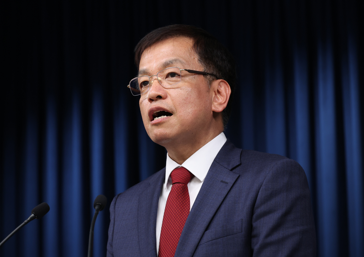 ▲최상목 대통령실 경제수석이 9일 오후 서울 용산 대통령실 청사에서 반도체 현안 관련 브리핑을 하고 있다. (연합뉴스)