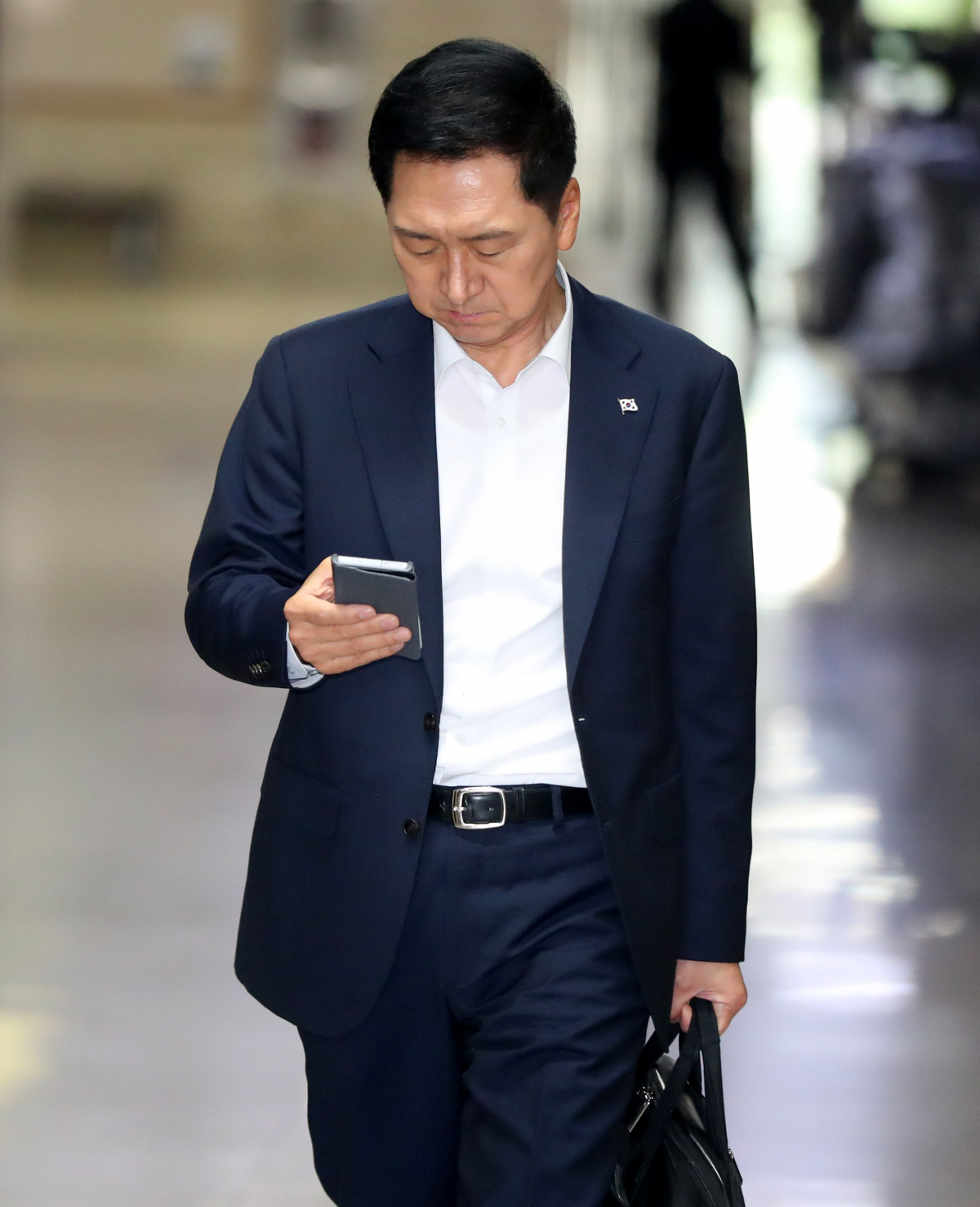 ▲김기현 국민의힘 당 대표가 13일 오전 서울 여의도 국회 당대표실로 출근하고 있다. (뉴시스)