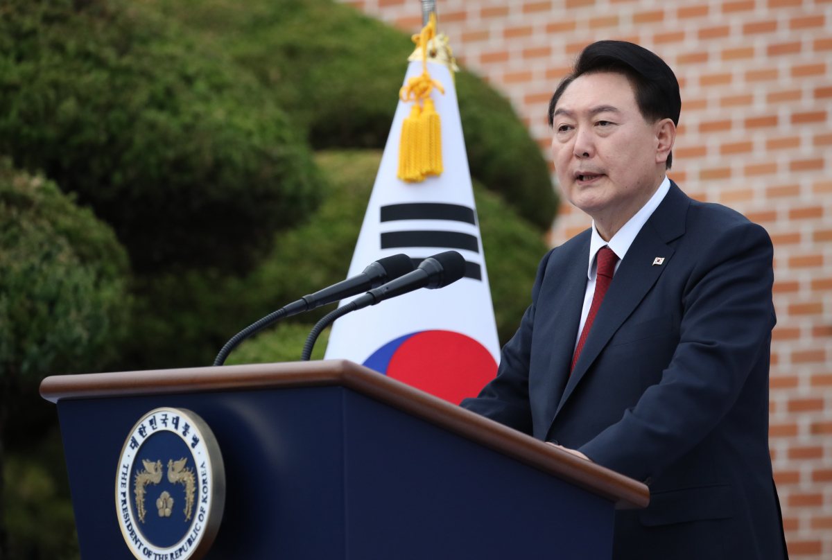 ▲윤석열 대통령이 13일 전남 목포 공생원에서 열린 공생복지재단 설립 95주년 기념식에서 축사하고 있다.  (연합뉴스)