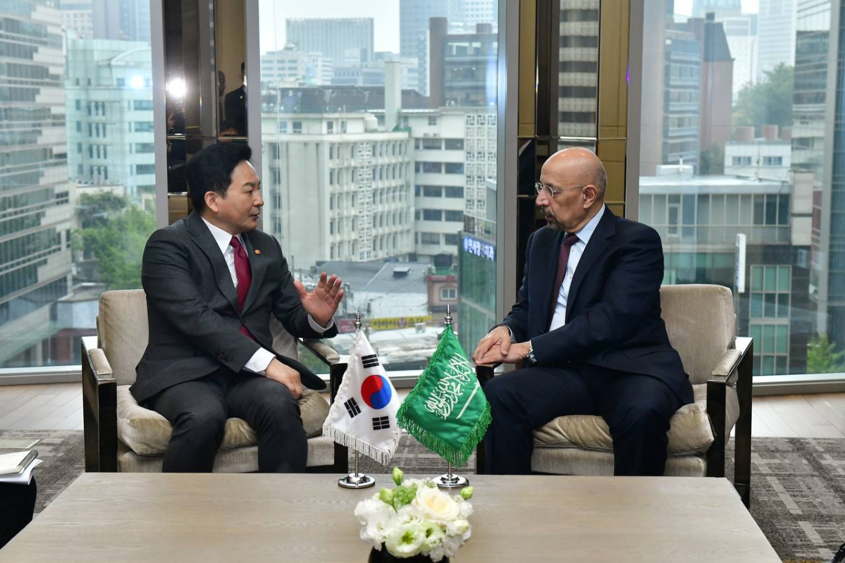 ▲원희룡 국토교통부 장관이 14일 서울의 한 호텔에서 칼리드 알 팔레 사우디아라비아 투자부 장관과 조찬 간담회를 갖고 있다. (사진제공=국토교통부)