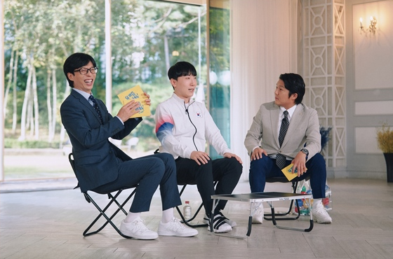 ▲'스트리트 파이터' 김관우(가운데)(사진제공=tvN)