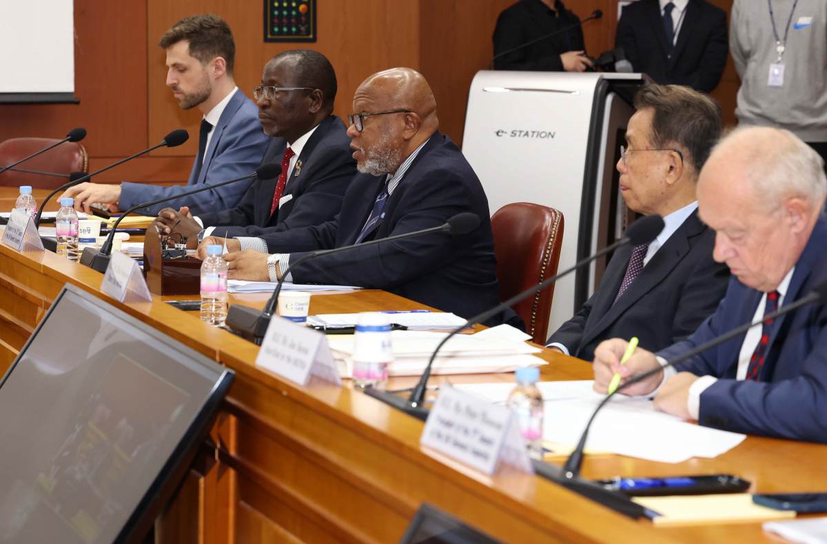 ▲데니스 프란시스 제78차 유엔총회 의장이 19일 서울 종로구 외교부 청사에서 열린 유엔총회의장협의회(UNCPGA) 전체회의에서 기조연설을 하고 있다. 신태현 기자 holjjak@