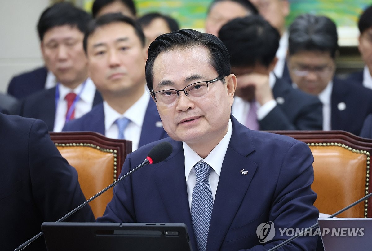 ▲권남주 한국자산관리공사 사장이 24일 국회 정무위원회에서 열린 예금보험공사, 한국산업은행 등에 대한 국정감사에서 의원질의에 답변하고 있다.  (연합뉴스)