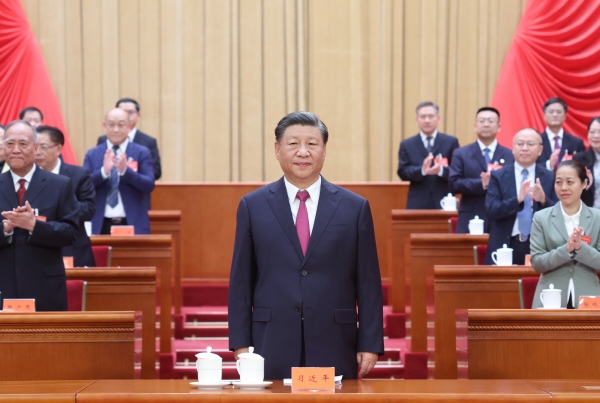▲시진핑 중국 국가주석이 9일 제18차 전국노동조합총연맹(ACFTU) 전국대표대회에 참석하고 있다. 베이징/신화연합뉴스
