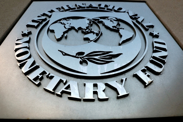 ▲국제통화기금(IMF) 본부 앞에 로고가 보인다. 워싱턴D.C./로이터연합뉴스
