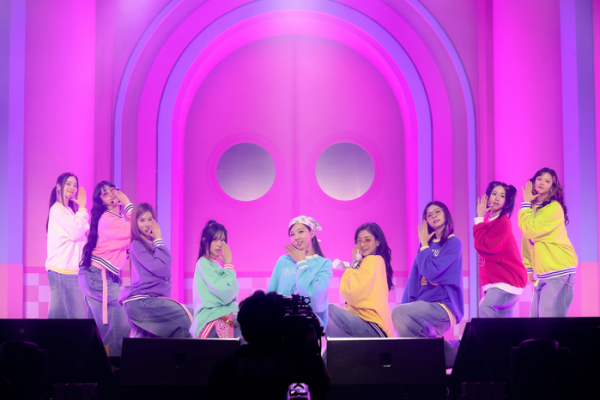 ▲트와이스(사진제공=JYP엔터테인먼트)