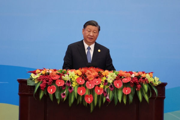 ▲시진핑 중국 국가주석이 18일 베이징 인민대회당에서 연설하고 있다. 베이징/로이터연합뉴스
