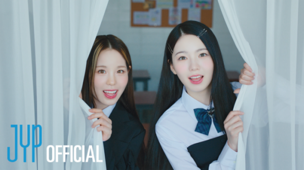 ▲NiziU '하트리스' 뮤직비디오 티저(사진제공=JYP)