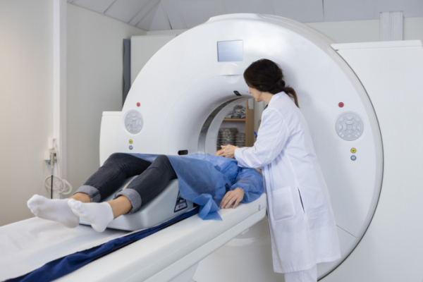 ▲제이엘케이의 AI 뇌졸중 진단 솔루션 ‘JBS-01K’가 11월부터 비급여로 의료 현장에 투입된다. (사진제공=제이엘케이)