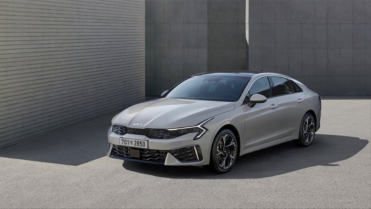 ▲기아가 2일 '더 뉴 K5'를 출시했다. (사진제공=기아)