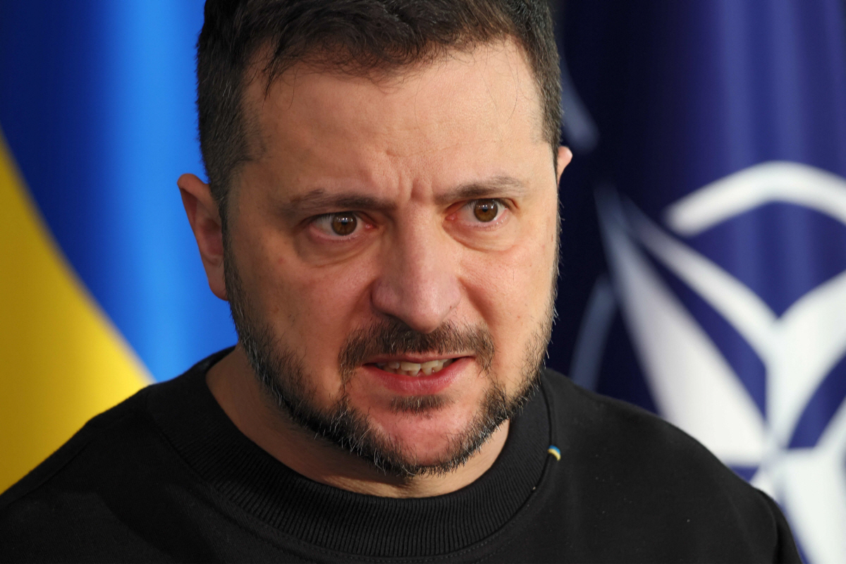 ▲볼로디미르 젤렌스키 우크라이나 대통령이 지난달 11일(현지시간) 벨기에 브뤼셀 북대서양조약기구(NATO·나토) 본부에서 발언하고 있다. 브뤼셀/AFP연합뉴스
