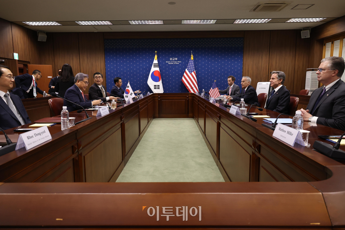 ▲박진 외교부 장관과 토니 블링컨 미국 국무장관이 9일 오후 서울 종로구 외교부에서 열린 한미 외교장관회담에 참석해 있다. 조현호 기자 hyunho@