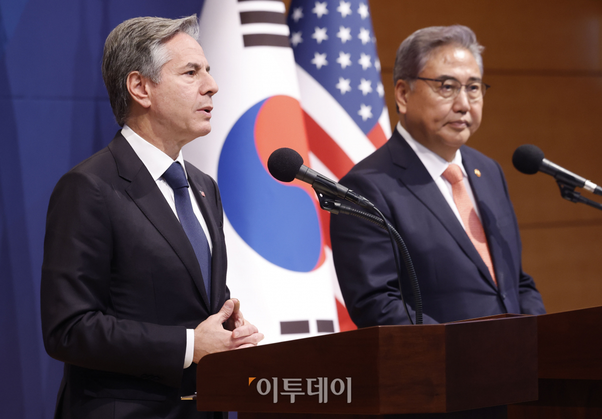 ▲토니 블링컨 미 국무장관이 9일 서울 종로구 정부서울청사 별관에서 열린 한미 외교장관 공동기자회견에서 모두발언을 하고 있다. 조현호 기자 hyunho@