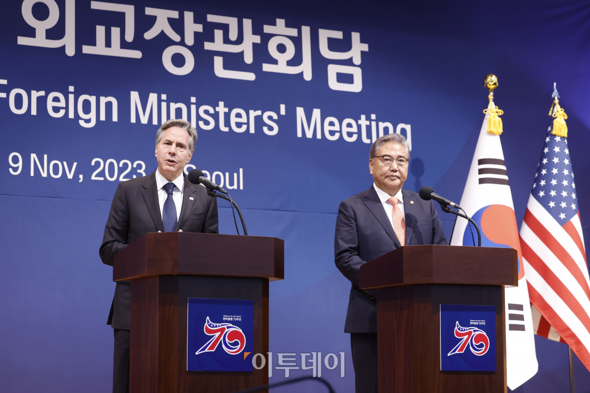 ▲토니 블링컨 미 국무장관이 9일 서울 종로구 정부서울청사 별관에서 열린 한미 외교장관 공동기자회견에서 모두발언을 하고 있다. 조현호 기자 hyunho@