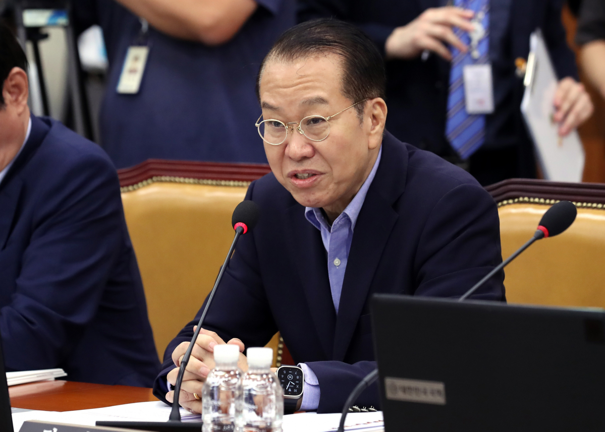 ▲[서울=뉴시스] 이영환 기자 = 권영세 국민의힘 의원이 30일 오전 서울 여의도 국회에서 열린 국토교통위원회 전체회의에서 인사말을 하고 있다. 2023.08.30. 20hwan@newsis.com