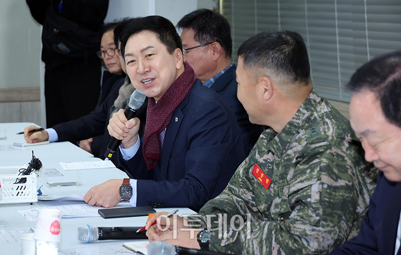 ▲김기현 국민의힘 대표가 21일 경기도 김포 해병대 제2사단 청룡회관에서 열린 해병대 초급간부 및 군 가족 간담회에서 인사말을 하고 있다. 국회사진취재단