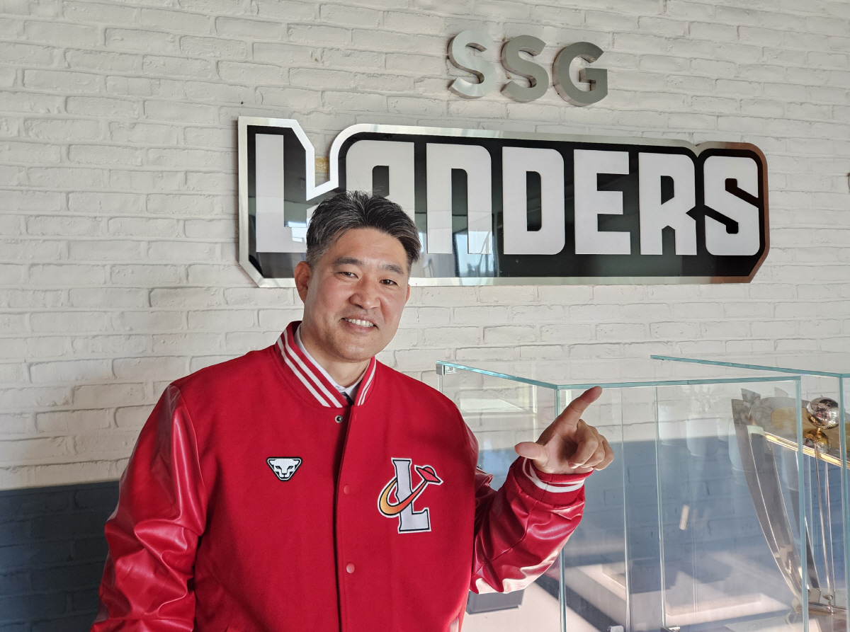 ▲이숭용 SSG 신임 감독이 21일 인천 연수구 송도동 홀리데이인 인천 송도에서 취임식을 진행했다. (연합뉴스)