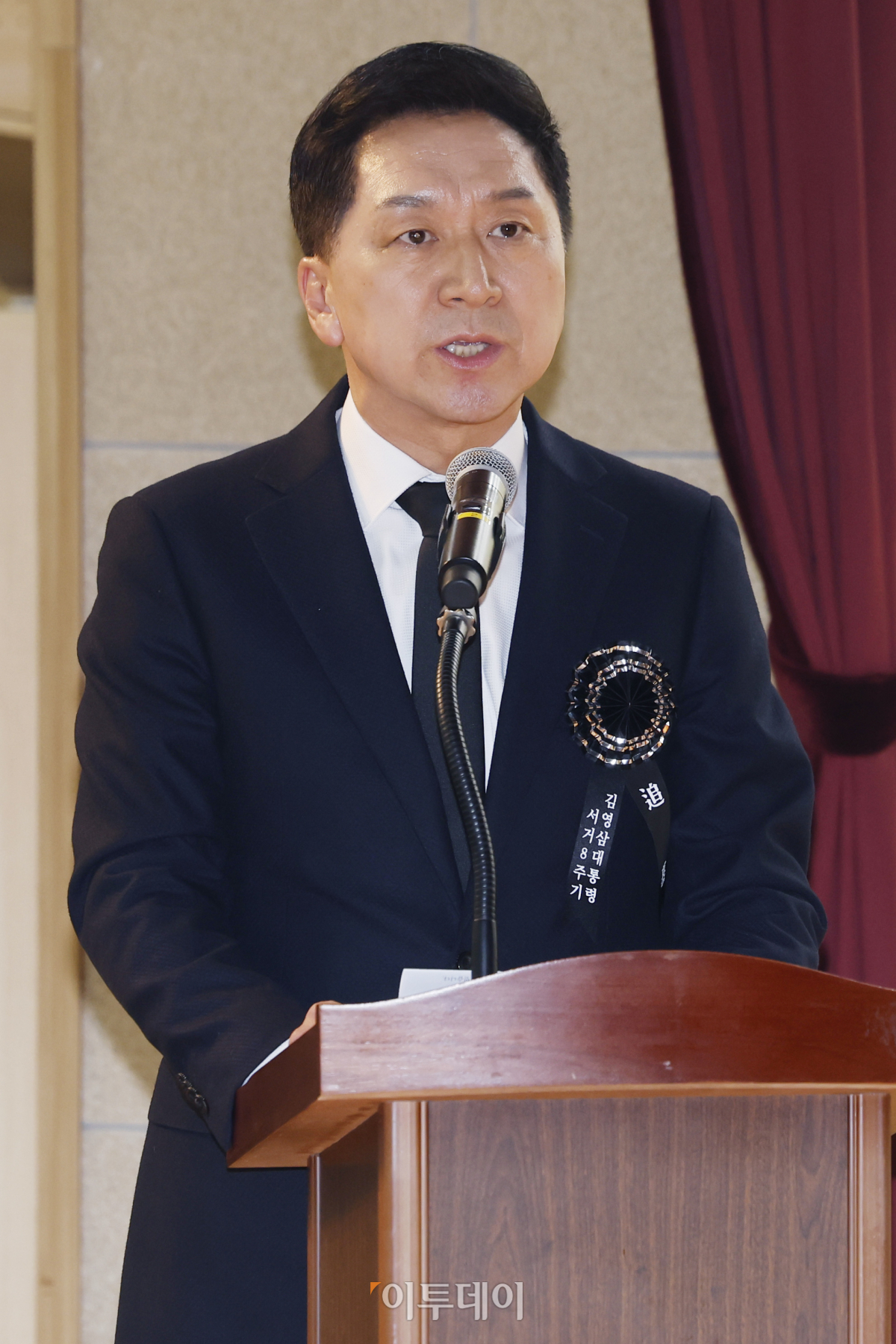 ▲김기현 국민의힘 대표가 22일 오후 서울 동작구 국립서울현충원에서 열린 김영삼 전 대통령 서거 8주기 추모식에서 추모사를 하고 있다. 조현호 기자 hyunho@