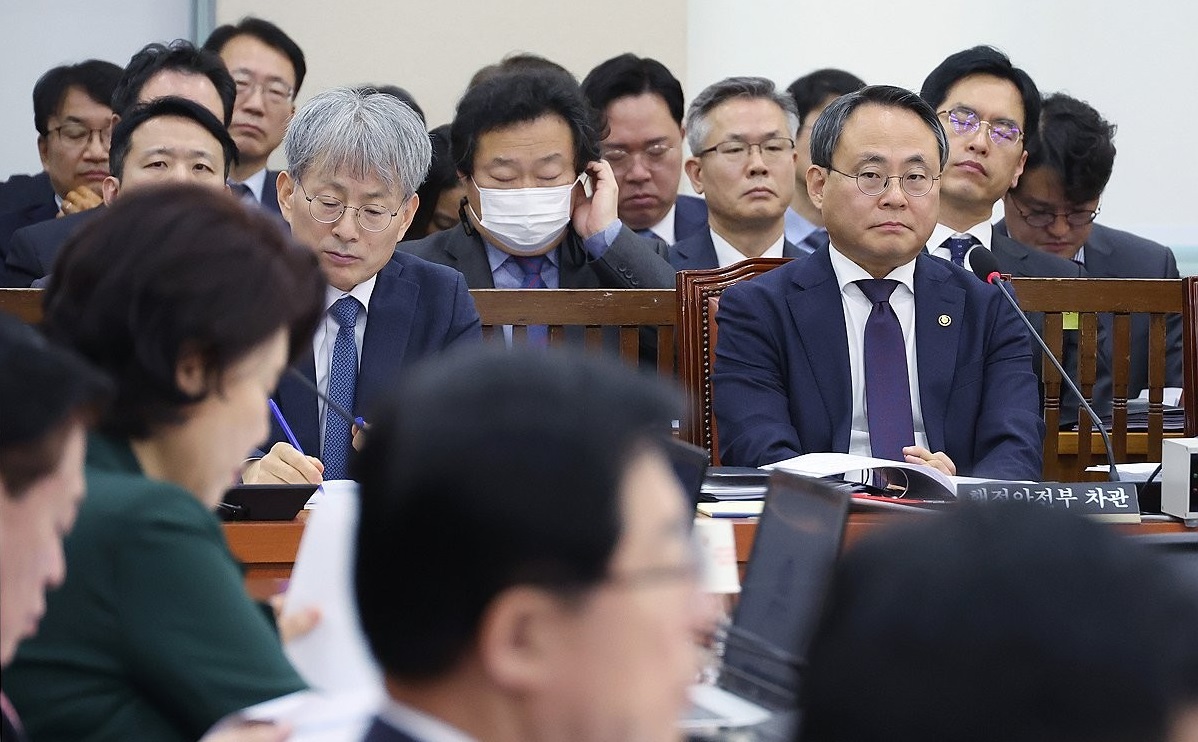 ▲ 고기동 행정안전부 차관이 23일 여의도 국회에서 열린 행정안전위원회 전체 회의에 출석해 있다. (연합뉴스)