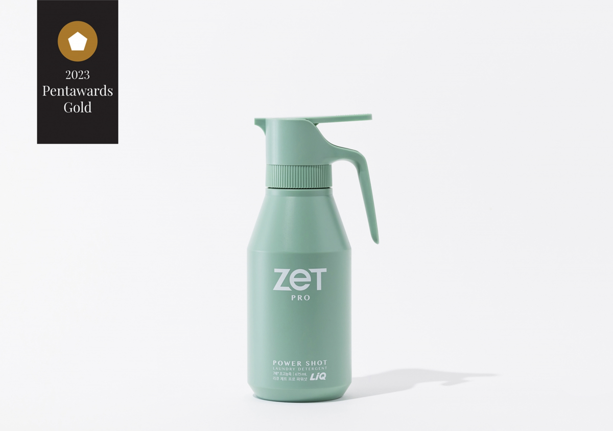 ▲2023 펜타워즈 생활케어 부문에서 골드 어워드를 받은 리큐 제트의 프로 파워샷. (사진제공=애경산업)