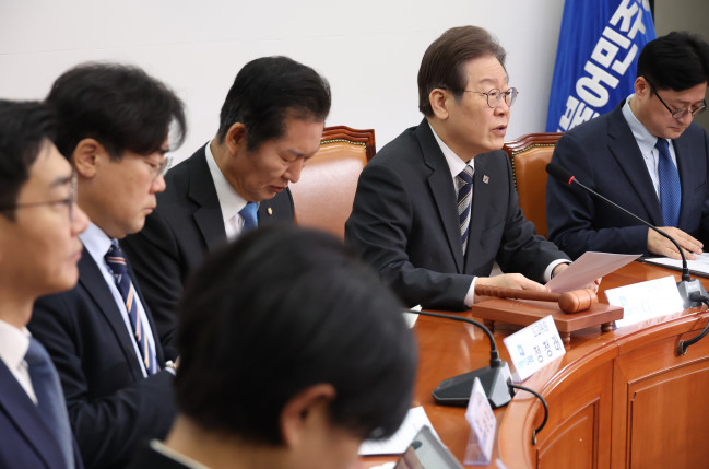 ▲더불어민주당 이재명 대표가 29일 국회에서 열린 최고위원회의에서 발언을 하고 있다. (연합뉴스)