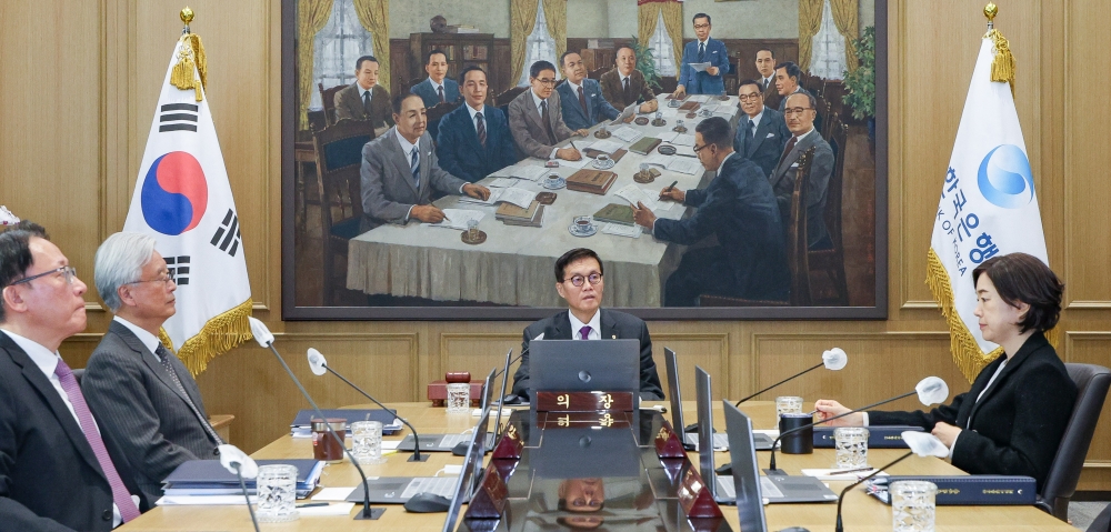 ▲이창용 한국은행 총재가 30일 서울 중구 한국은행에서 열린 금융통화위원회 통화정책방향 결정회의를 주재하고 있다. 2023.11.30 사진공동취재단 (이투데이DB)