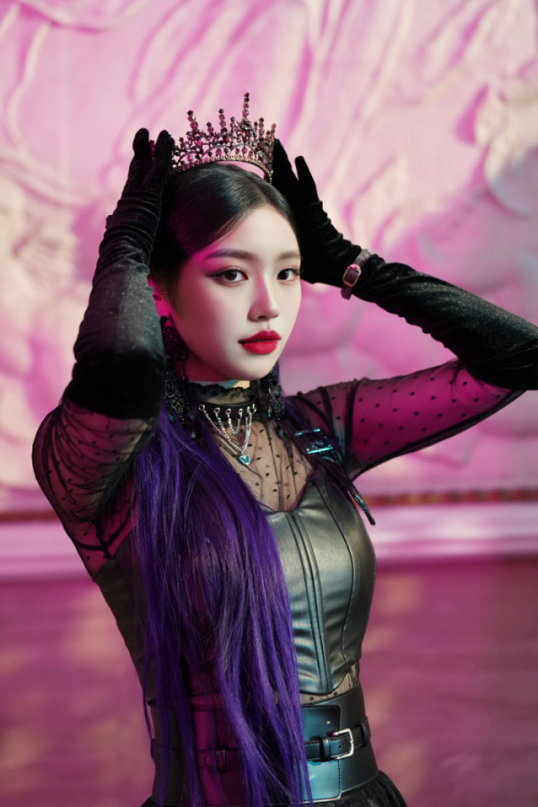 ▲iii 아라(사진=빅오션이엔엠 제공)