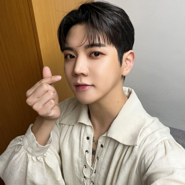 ▲렌(사진 = 빅플래닛메이드엔터 제공)