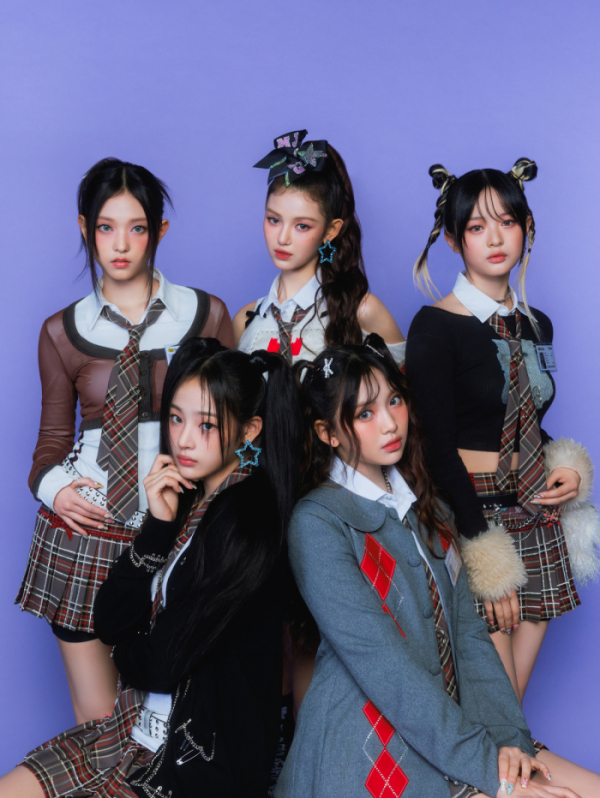 ▲뉴진스(사진제공=PMC/Billboard Music Awards)