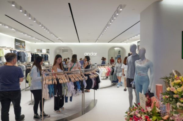 ▲안다르가 7월 14일 싱가포르 마리나 베이  쇼핑몰 ‘마리나 스퀘어’에 1호 글로벌 매장을 오픈했다. (사진제공=안다르)