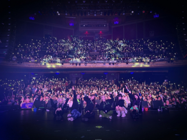 ▲에버글로우(사진 = 소속사 제공)