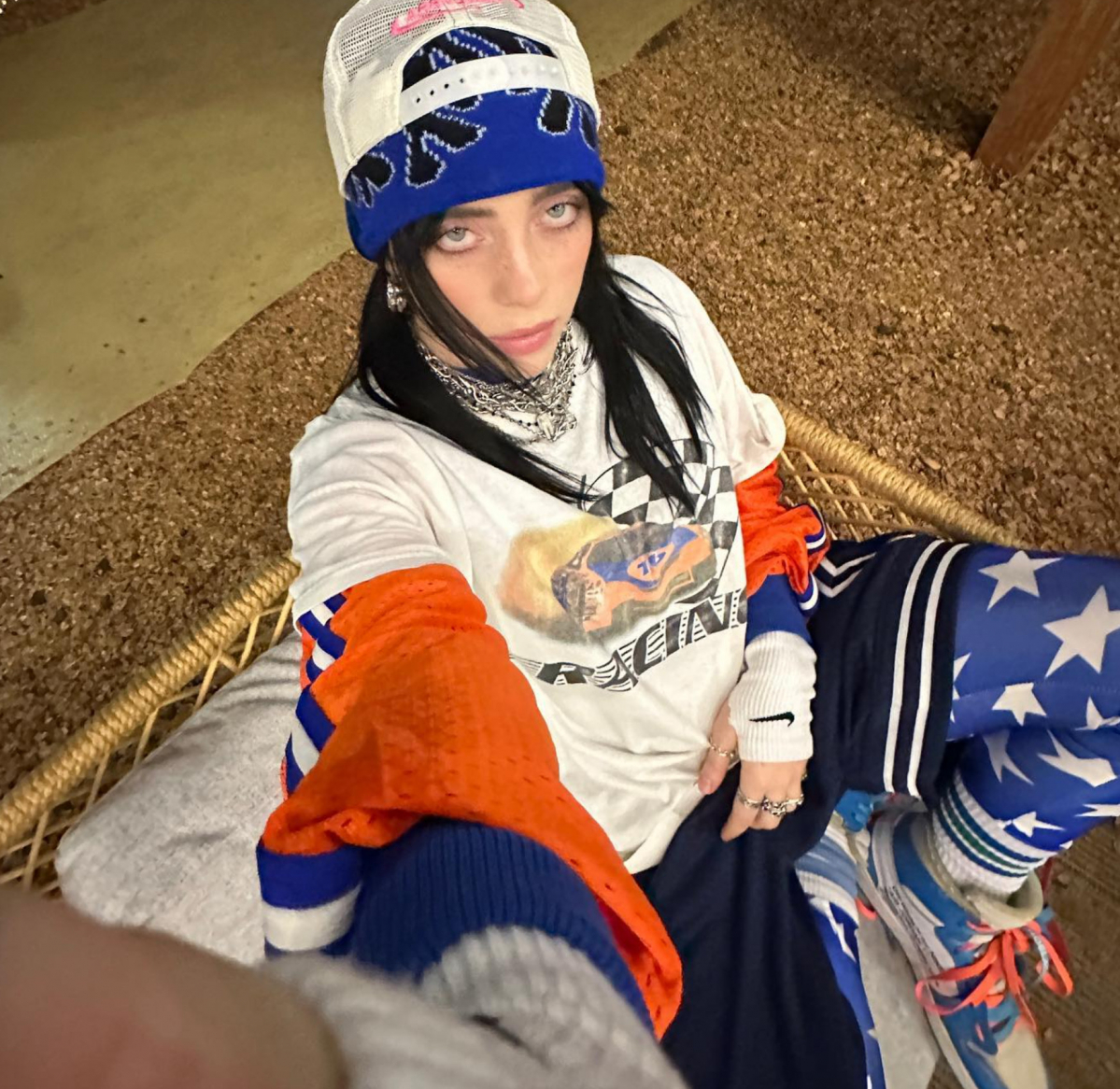 (출처=빌리 아일리시 SNS)