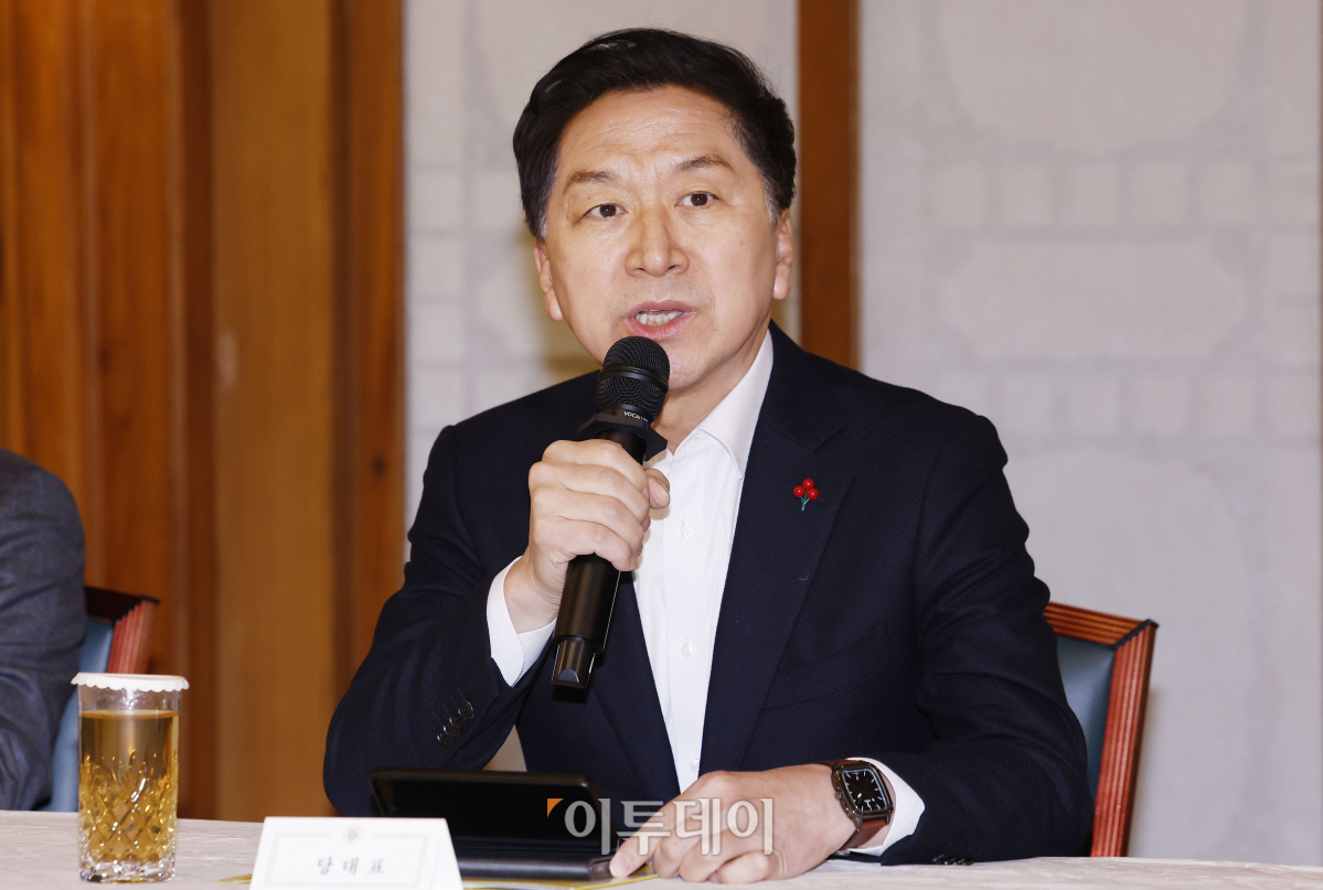 ▲김기현 국민의힘 대표가 3일 서울 종로구 국무총리 서울공관에서 열린 고위당정협의회에서 모두발언을 하고 있다. 조현호 기자 hyunho@
