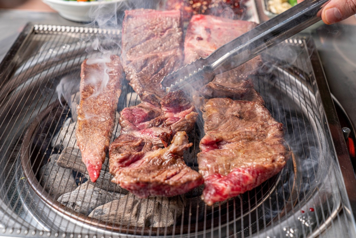 ▲(출처=네이버 ‘육명갈비’ 업체제공사진)