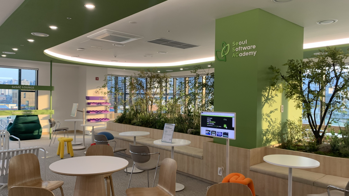 ▲청년취업사관학교 동대문 캠퍼스 라운지. 사진제공-서울시