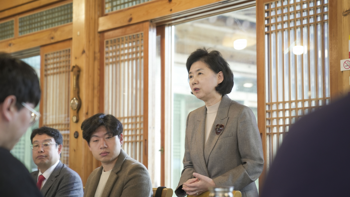 ▲지영미 질병관리청장이 12일 충북 청주시 모처에서 진행된 출입기자단 간담회에서 발언하고 있다. (사진제공=질병관리청)