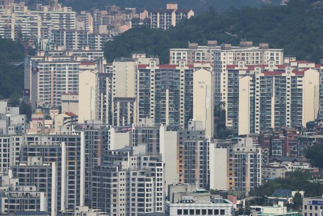 ▲서울 남산에서 바라본 아파트 단지의 모습. (출처=연합뉴스)