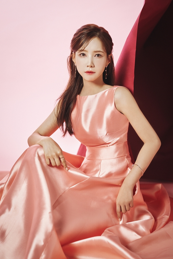 ▲한봄 (사진=소속사 제공)