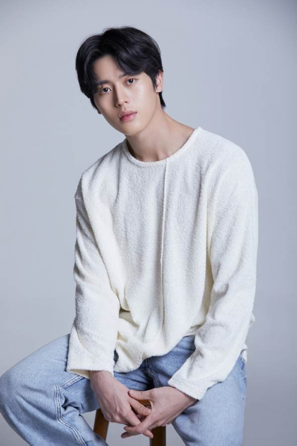 ▲이주안(사진 = YY엔터테인먼트 제공)