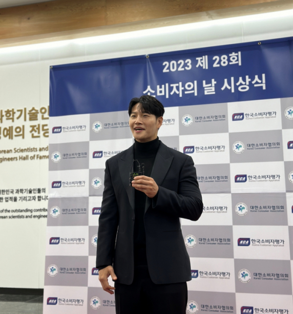 ▲김종국(사진 = 터보제이케이컴퍼니 제공)