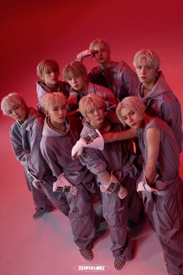 ▲8TURN(에잇턴)(사진 = MNH엔터테인먼트 제공)