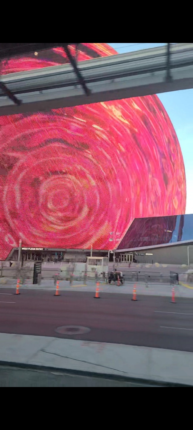 ▲멀리서 본 스피어 외부 모습 (사진=송영록 기자 syr@)