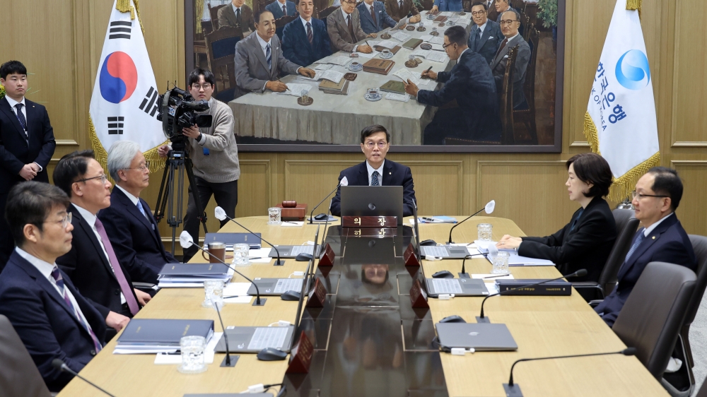 ▲이창용 한국은행 총재가 11일 오전 서울 중구 한국은행에서 열린 새해 첫 금융통화위원회 본회의를 주재하고 있다. 2024. 01.11 사진공동취재단 (이투데이DB)