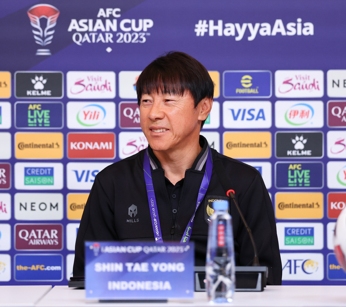 ▲인도네시아 대표팀 신태용 감독이 14일(현지시간) 카타르 도하 메인미디어센터(MMC)에서 공식 기자회견을 하고 있다. (연합뉴스)
