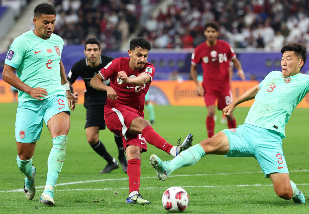 ▲22일(현지시간) 카타르 도하 칼리파 인터내셔널 스타디움에서 열린 2023 아시아축구연맹(AFC) 아시안컵 조별리그 A조 카타르와 중국의 경기. (연합뉴스)
