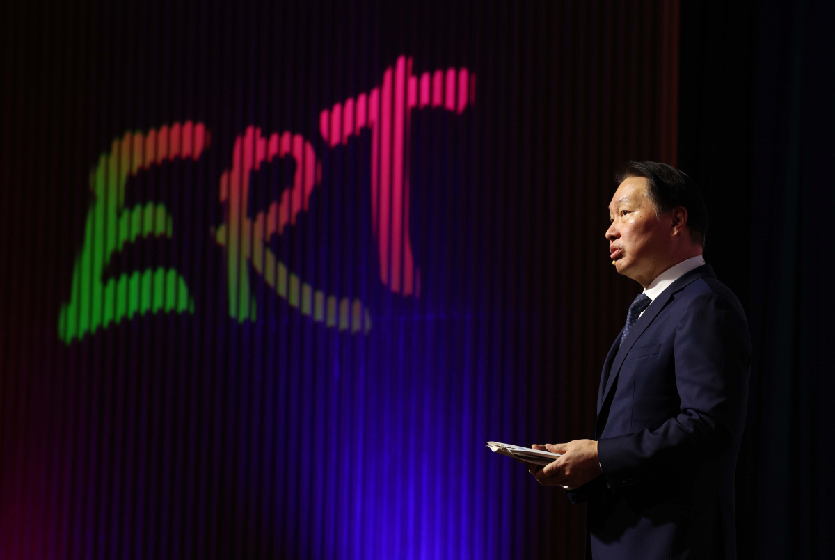 ▲최태원 대한상공회의소 회장이 25일 서울 중구 대한상의에서 열린 ‘신기업가정신협의회(ERT) 멤버스 데이’ 행사에서 개회사를 하고 있다. 신태현 기자 holjjak@