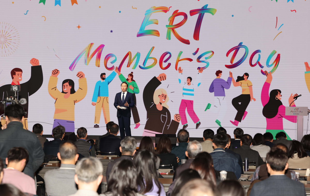 ▲최태원 대한상공회의소 회장이 25일 서울 중구 대한상의에서 열린 ‘신기업가정신협의회(ERT) 멤버스 데이’ 행사에서 개회사를 하고 있다. 신태현 기자 holjjak@