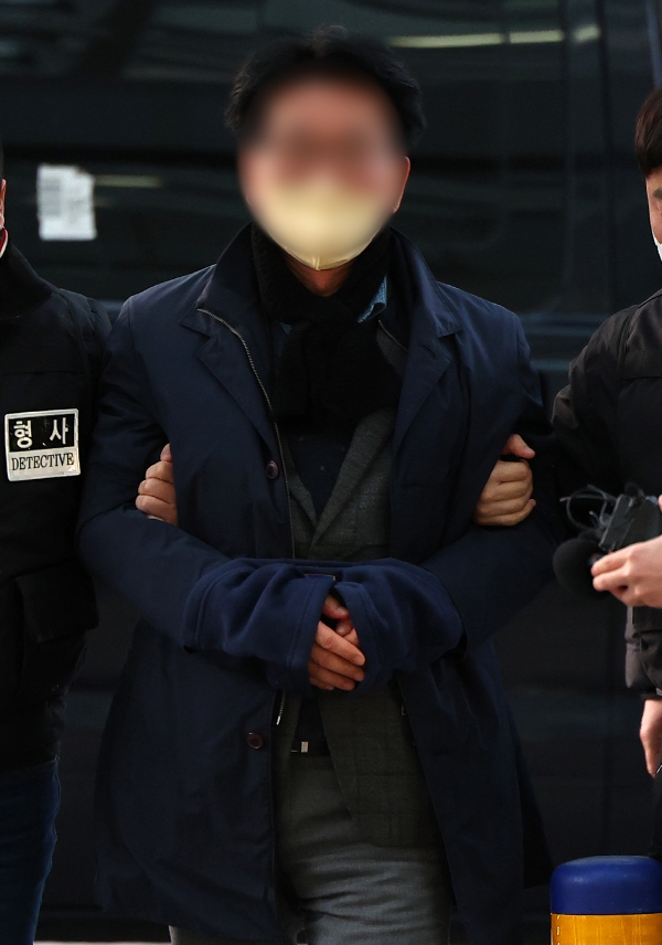 ▲이재명 더불어민주당 대표를 흉기로 습격한 피의자 김모 씨
 ((연합뉴스))